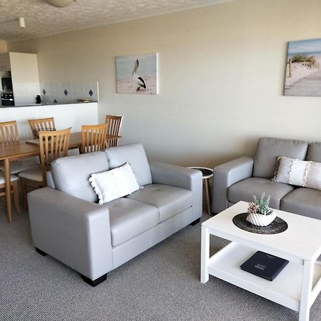 Moorings Beach Resort Caloundra Eksteriør billede