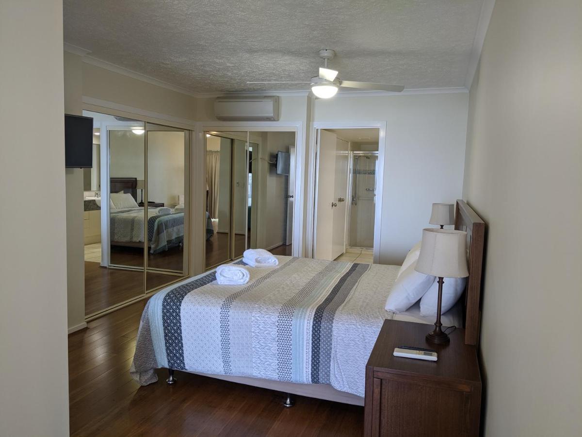 Moorings Beach Resort Caloundra Eksteriør billede