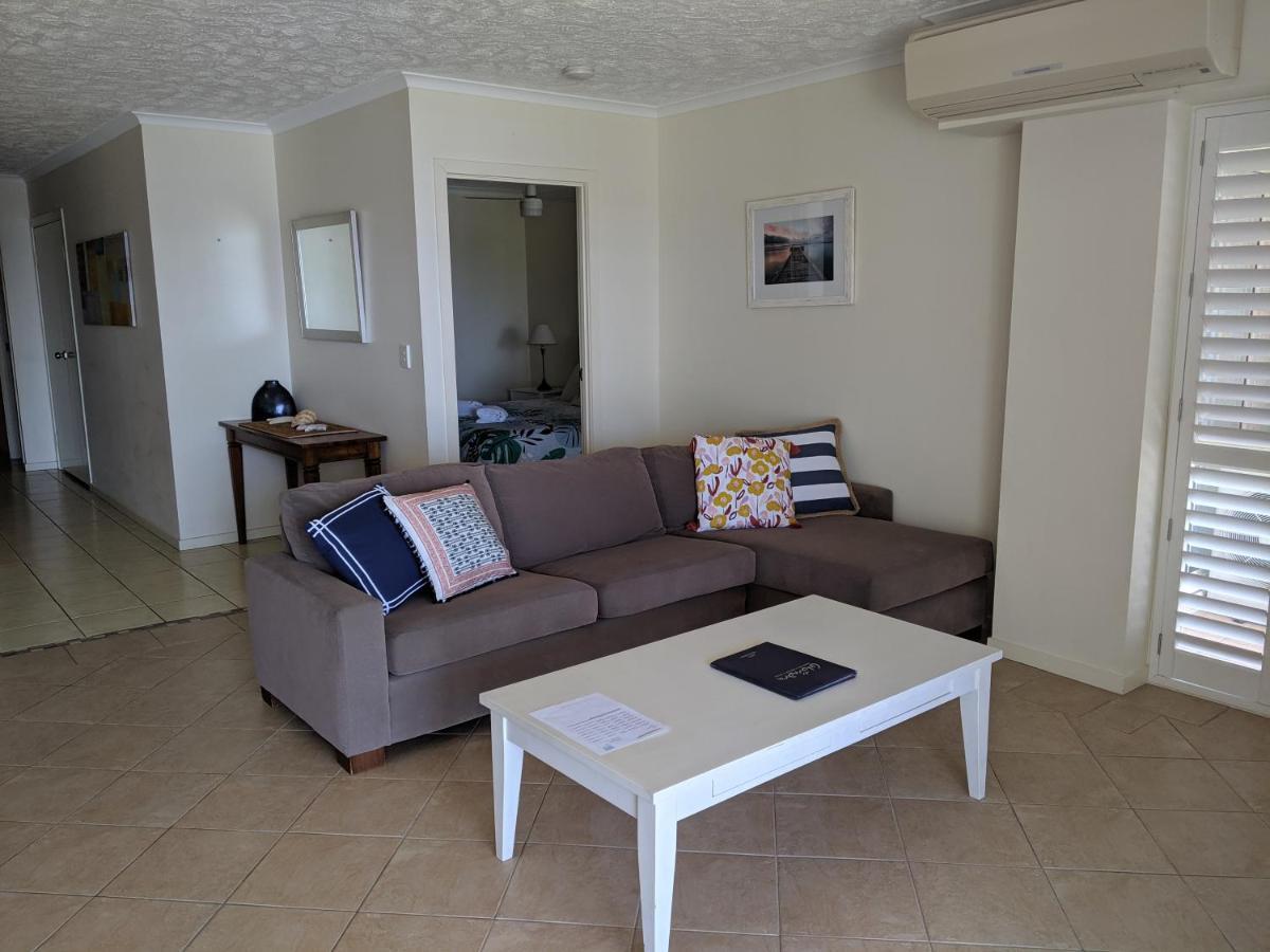 Moorings Beach Resort Caloundra Eksteriør billede