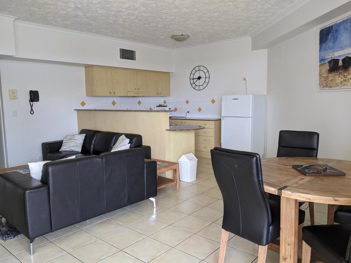 Moorings Beach Resort Caloundra Eksteriør billede