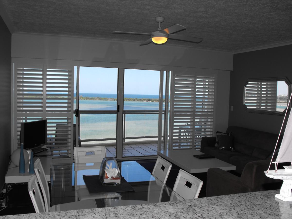 Moorings Beach Resort Caloundra Eksteriør billede